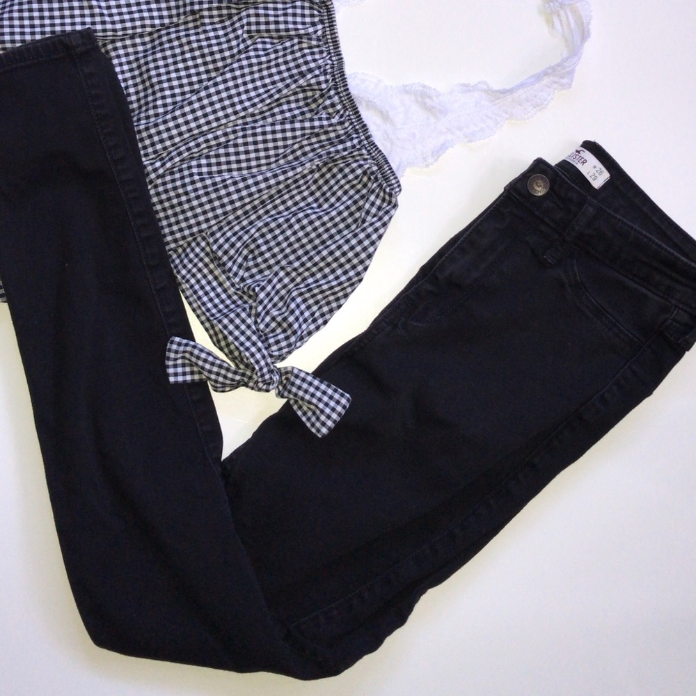 black skinny jeans